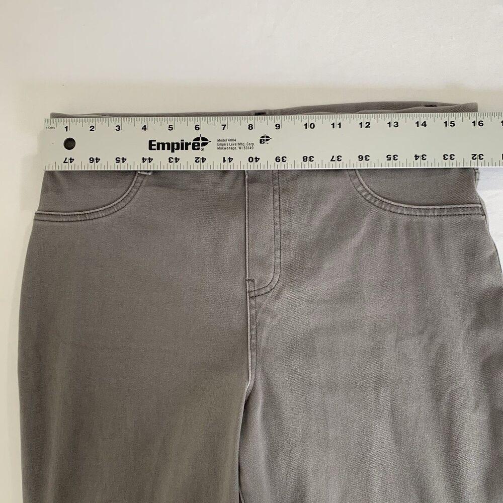Time and Tru Gray Jeggings - Picture 5 of 8